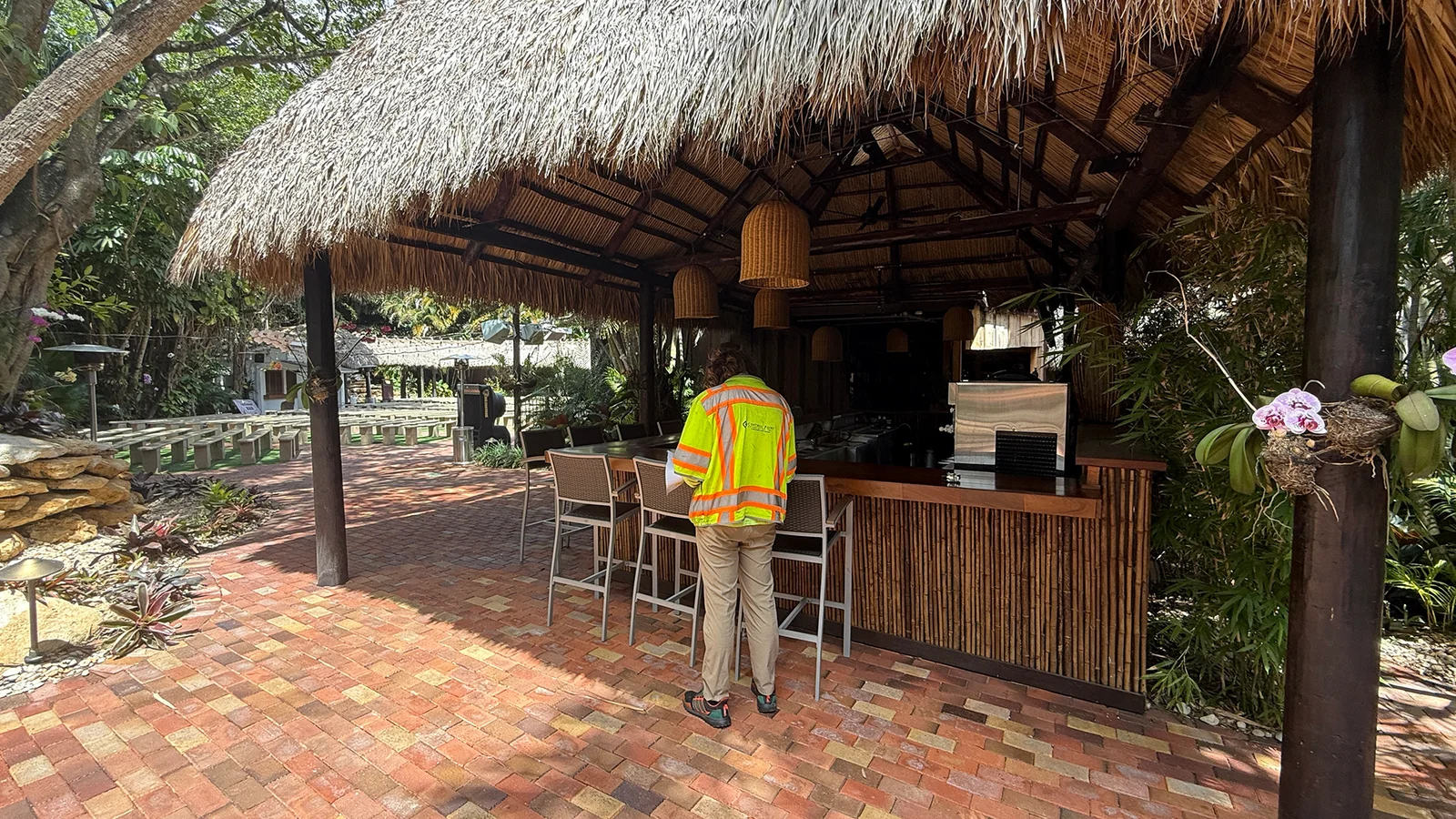 bar stop