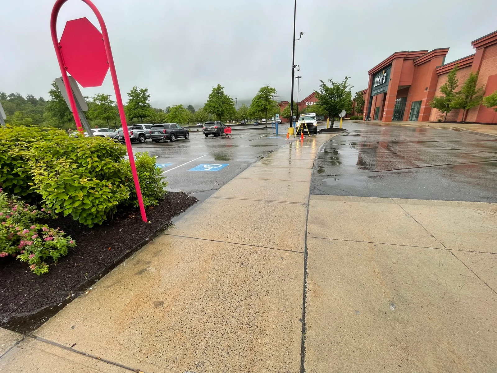 Rainy day traverse