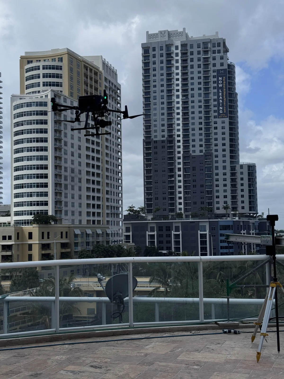 uav hover